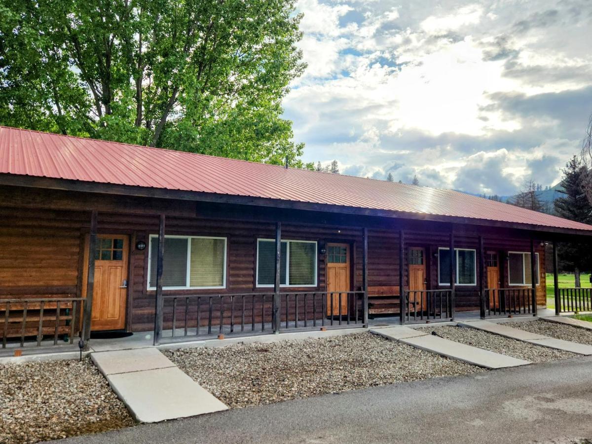 Southfork Lodge - Riverside Inn Lowman Exterior photo